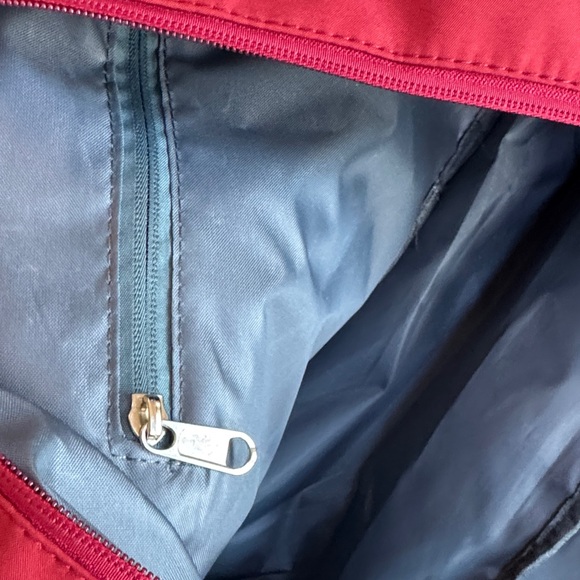 NWOT Luxe Scarlet Red LARGE nylon Bag - Picture 5 of 8